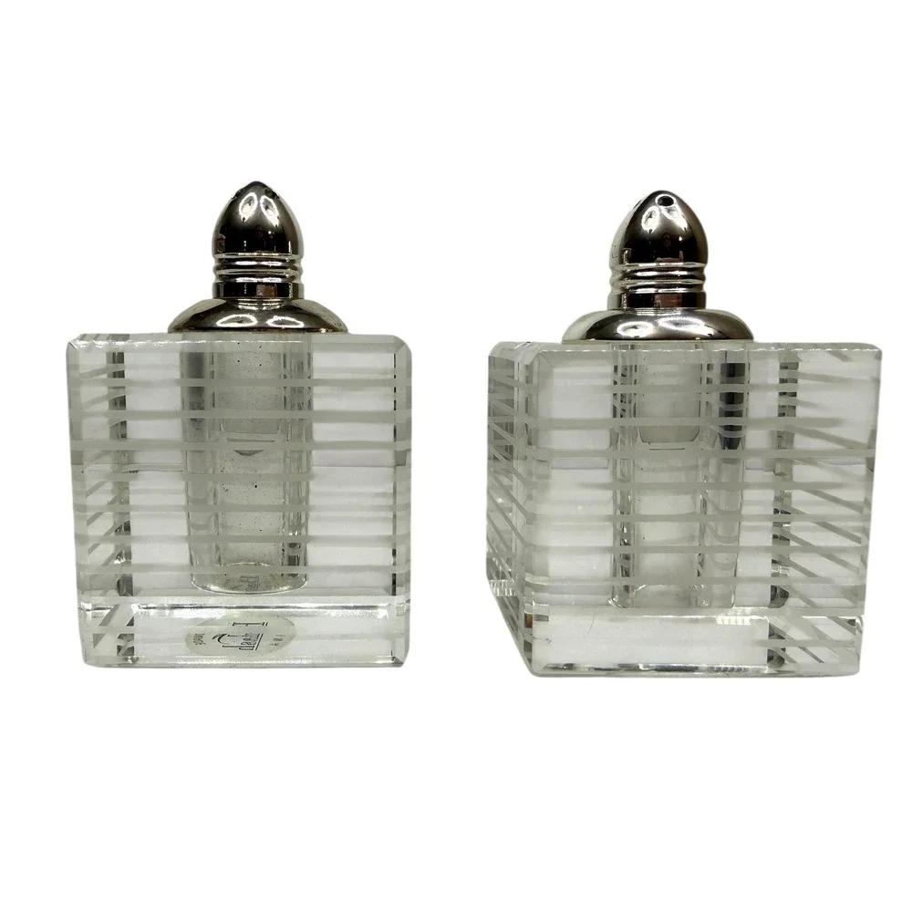 Bad ash Crystal Salt & Pepper Shaker Set Square Ribbed Clear Glass Silver Top